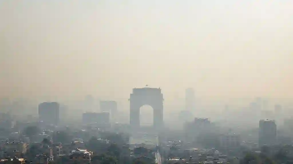 Delhi skyline covered in smog compared to a clearer Beijing skyline, representing solutions to the Delhi smog crisis.
