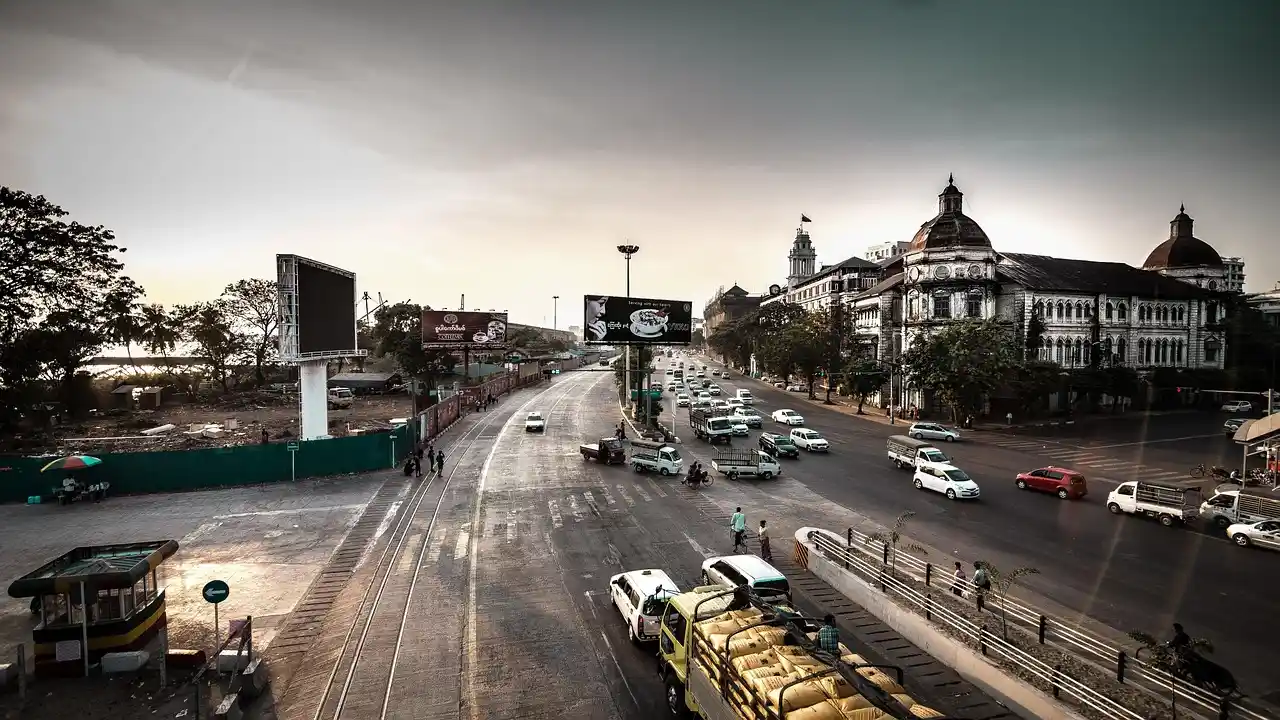 City street scene in Myanmar, representing the region where seismic activity triggered an earthquake in Myanmar, Bangladesh, and Kolkata.